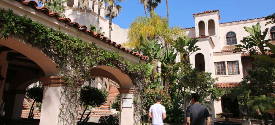 Men walk in courtyard of Southern California Drug Rehab